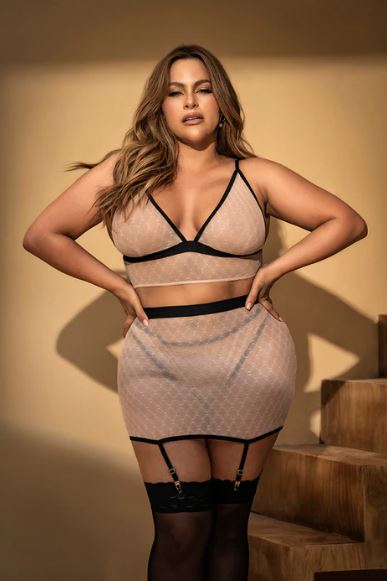 Classy Curves Glamorous Geometric Set